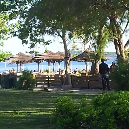 Дом отдыха Riviera Garden Recluse, Close To Sea N